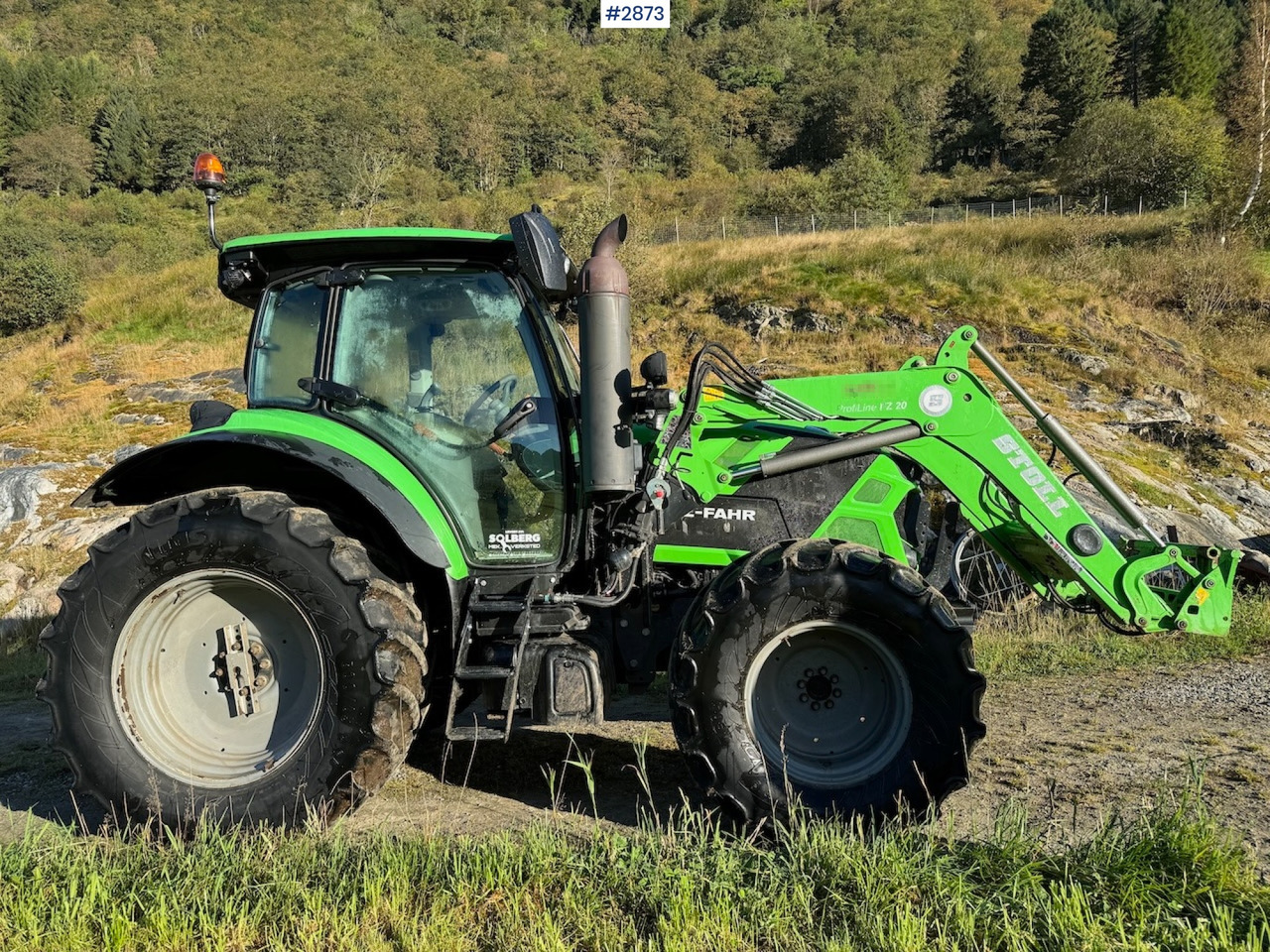 2019 Deutz-Fahr 6120 TV w/front loader and twin wheels - Traktor: 4 kép. 2019 Deutz-Fahr 6120 TV w/front loader and twin wheels - Traktor: 4 kép.