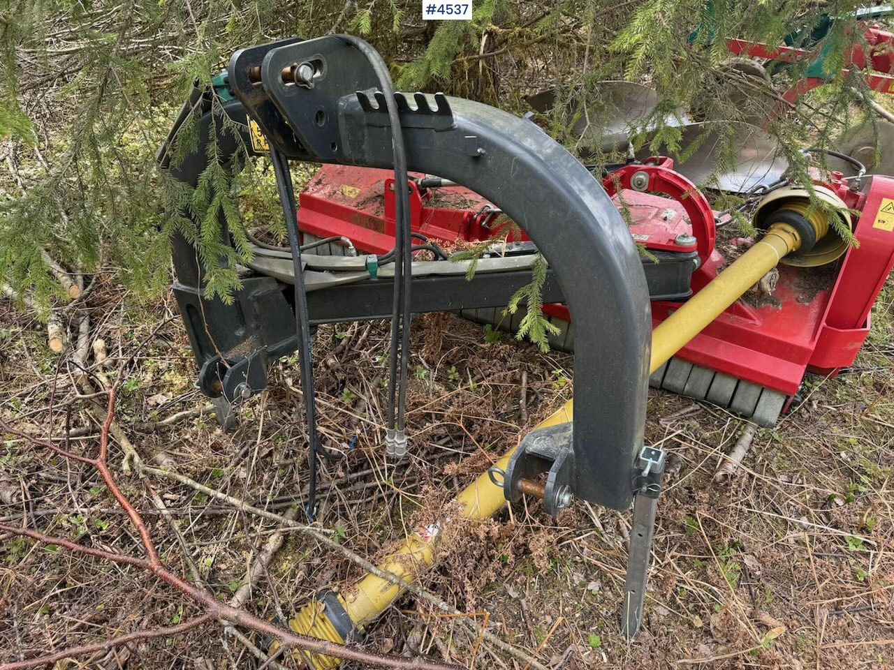 2019 Kverneland FHP 200 pasture mower - Szálastakarmány betakarítás gépei: 4 kép. 2019 Kverneland FHP 200 pasture mower - Szálastakarmány betakarítás gépei: 4 kép.