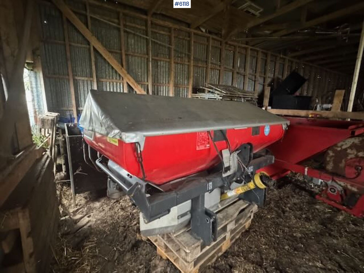 2020 Kverneland Exacta CL fertilizer spreader - Műtrágyaszóró: 5 kép. 2020 Kverneland Exacta CL fertilizer spreader - Műtrágyaszóró: 5 kép.