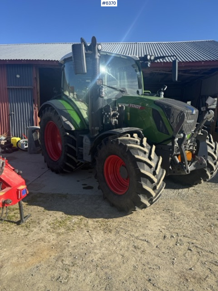 2021 Fendt 314 Vario Profi Plus w/ Front loader. - Traktor: 1 kép. 2021 Fendt 314 Vario Profi Plus w/ Front loader. - Traktor: 1 kép.