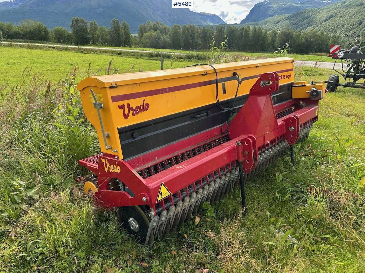 2021 Vredo DZ 299.0705 Seeder - Szemenkénti vetőgép: 3 kép. 2021 Vredo DZ 299.0705 Seeder - Szemenkénti vetőgép: 3 kép.