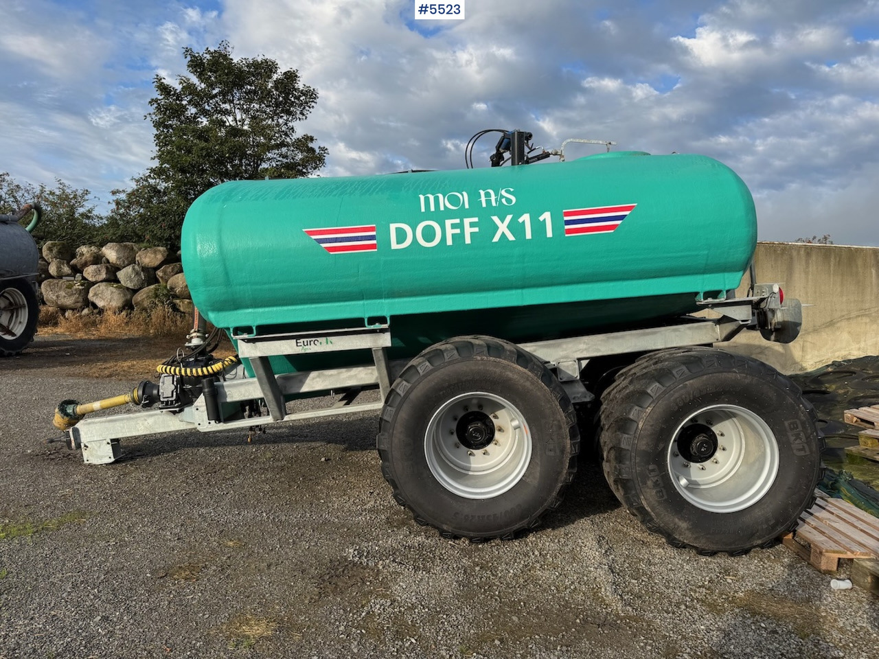 2023 Moi Doff x11 - Szippantó tartálykocsi: 5 kép. 2023 Moi Doff x11 - Szippantó tartálykocsi: 5 kép.