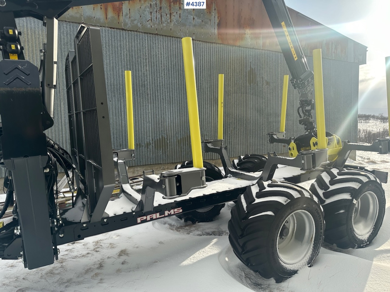 2023 Palms u12 timber trailer w/ Palms 5,85 krane. Never used. - Rönkszállító pótkocsi: 4 kép. 2023 Palms u12 timber trailer w/ Palms 5,85 krane. Never used. - Rönkszállító pótkocsi: 4 kép.