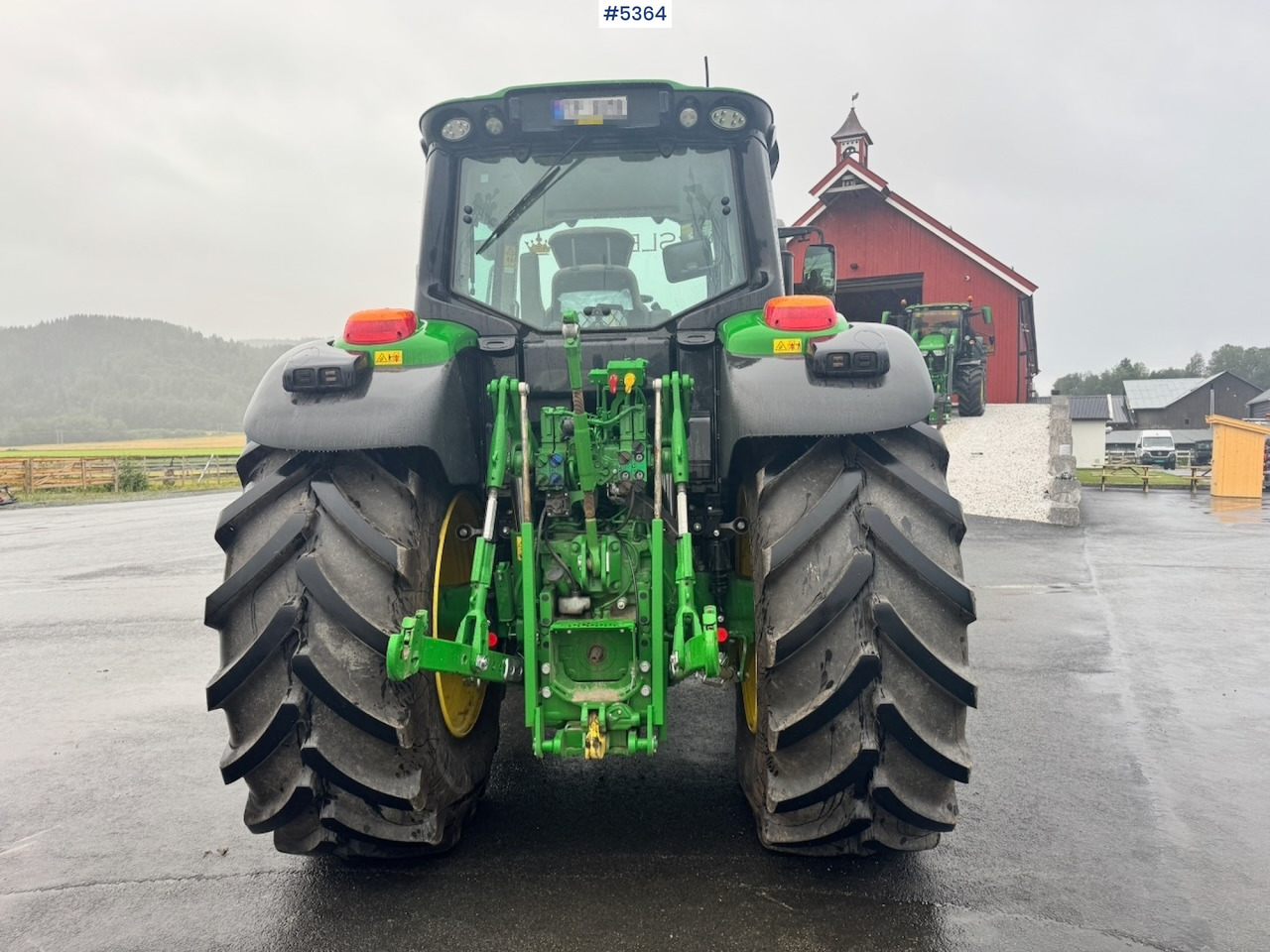 2024 John Deere 6155M w/ Front Loader. 240 hours! - Traktor: 5 kép. 2024 John Deere 6155M w/ Front Loader. 240 hours! - Traktor: 5 kép.