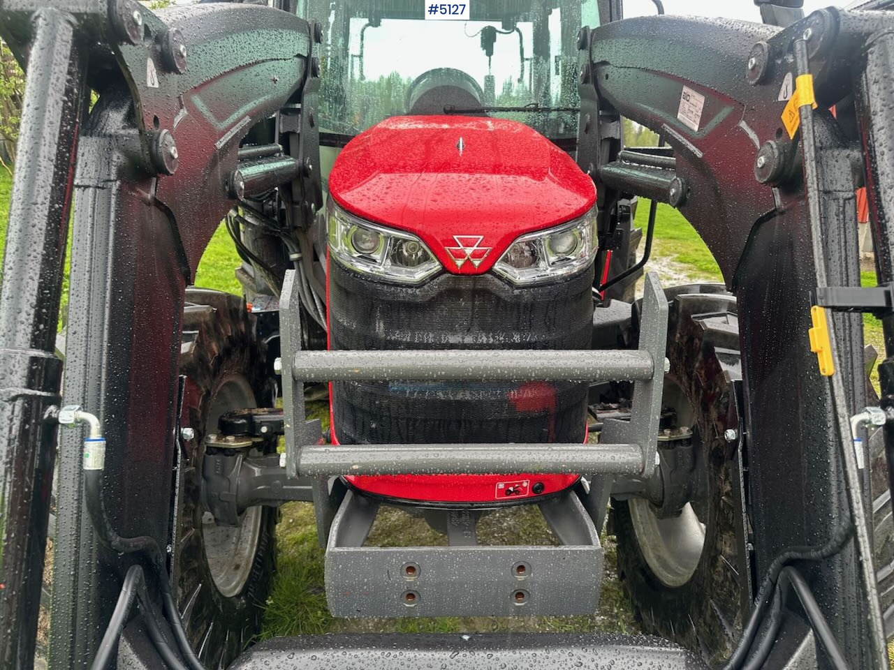 2024 Massey Ferguson 4710M - Traktor: 4 kép. 2024 Massey Ferguson 4710M - Traktor: 4 kép.