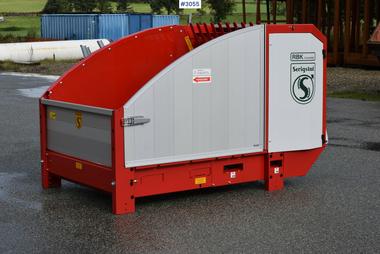 2024 Serigstad RBK FlexiFeeder FlexiFeed - Szálastakarmány betakarítás gépei: 1 kép. 2024 Serigstad RBK FlexiFeeder FlexiFeed - Szálastakarmány betakarítás gépei: 1 kép.