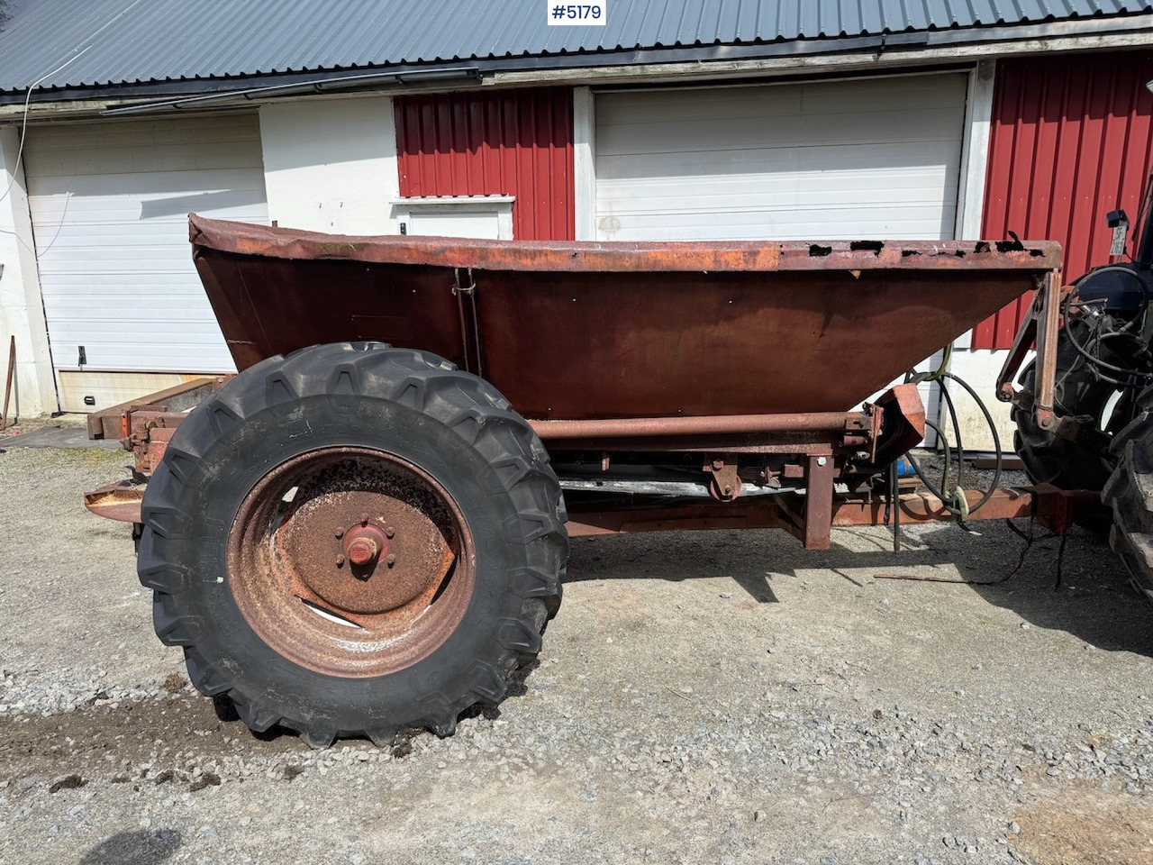 Bredal Lime wagon - Műtrágyaszóró: 4 kép. Bredal Lime wagon - Műtrágyaszóró: 4 kép.