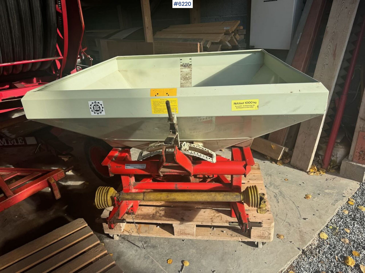 Rauch Komet ZS800 - Egyéb gépek: 1 kép. Rauch Komet ZS800 - Egyéb gépek: 1 kép.