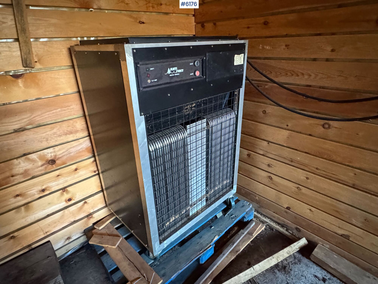 El-Bjørn / Anti-humidity VT500-2N drying unit - HVAC berendezés: 3 kép. El-Bjørn / Anti-humidity VT500-2N drying unit - HVAC berendezés: 3 kép.