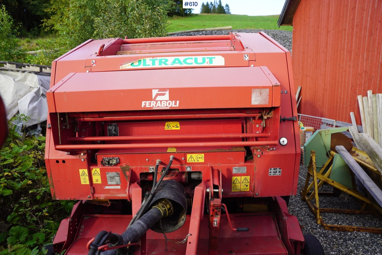 Feraboli Trotter 125 round baler - Szálastakarmány betakarítás gépei: 2 kép. Feraboli Trotter 125 round baler - Szálastakarmány betakarítás gépei: 2 kép.