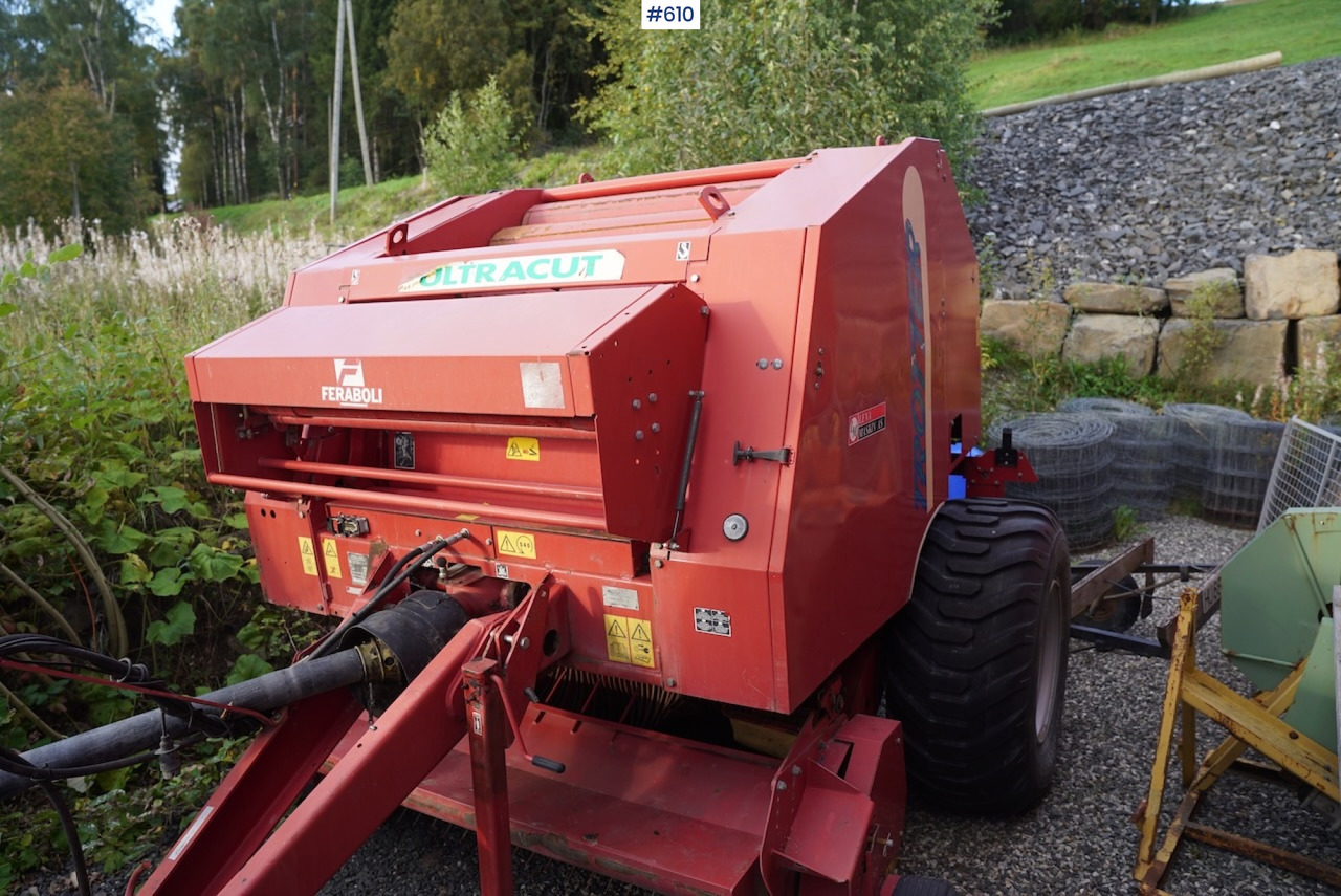 Feraboli Trotter 125 round baler - Szálastakarmány betakarítás gépei: 3 kép. Feraboli Trotter 125 round baler - Szálastakarmány betakarítás gépei: 3 kép.
