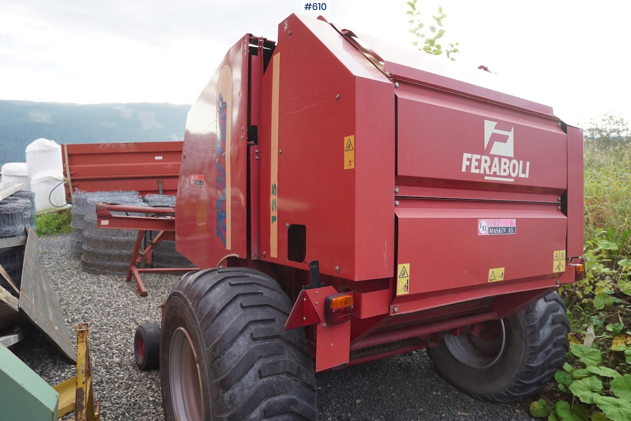Feraboli Trotter 125 round baler - Szálastakarmány betakarítás gépei: 5 kép. Feraboli Trotter 125 round baler - Szálastakarmány betakarítás gépei: 5 kép.