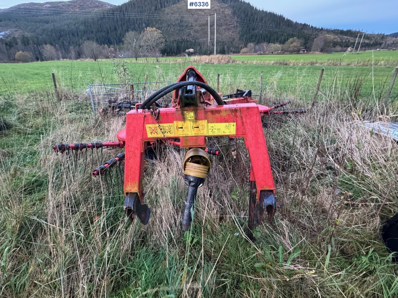 Fransgård TI-6000 combi rake - Szálastakarmány betakarítás gépei: 3 kép. Fransgård TI-6000 combi rake - Szálastakarmány betakarítás gépei: 3 kép.