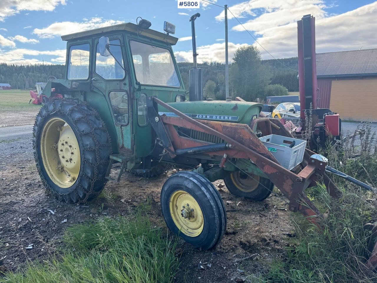 John Deere 2130 - Traktor: 3 kép. John Deere 2130 - Traktor: 3 kép.