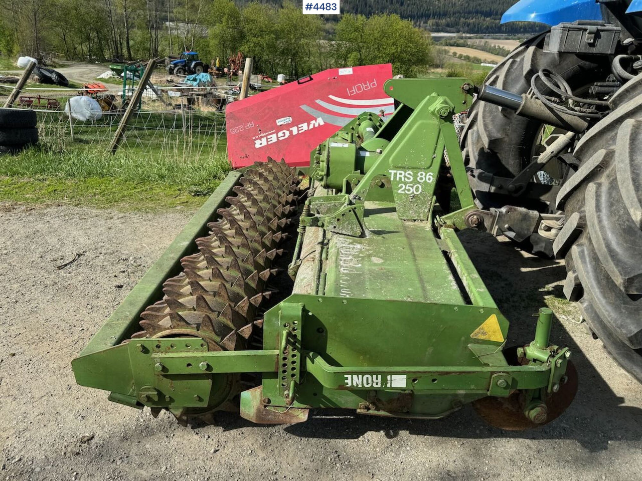 Krone TRS 86 Rotary Tiller - Talajművelő gep: 4 kép. Krone TRS 86 Rotary Tiller - Talajművelő gep: 4 kép.