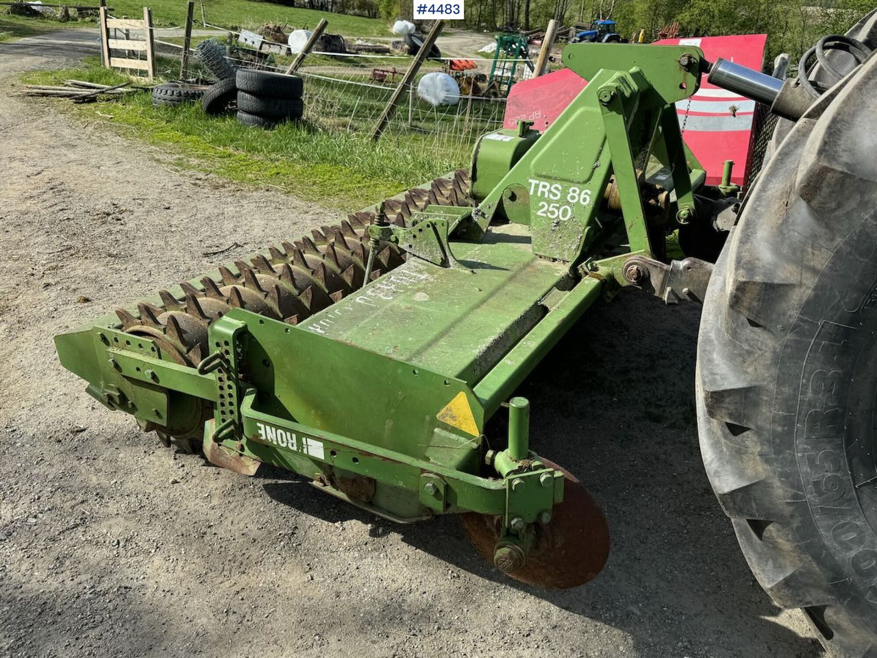 Krone TRS 86 Rotary Tiller - Talajművelő gep: 3 kép. Krone TRS 86 Rotary Tiller - Talajművelő gep: 3 kép.