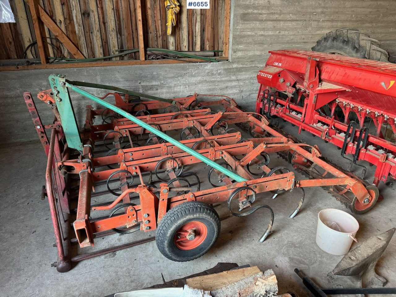 Kverneland harrow with cage roller - Talajművelő gep: 4 kép. Kverneland harrow with cage roller - Talajművelő gep: 4 kép.