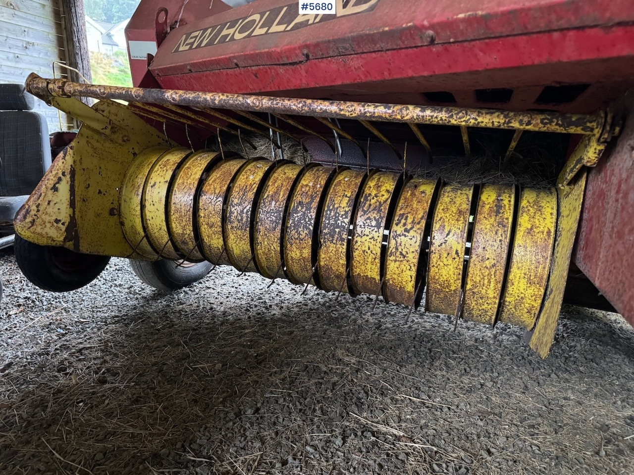 Szálastakarmány betakarítás gépei New Holland 268 Square Baler: 7 kép.