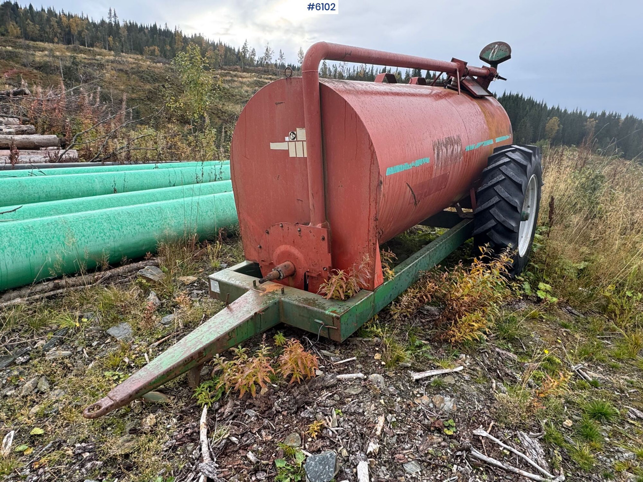 Orkel GV6000 fertilizer trailer - Szippantó tartálykocsi: 3 kép. Orkel GV6000 fertilizer trailer - Szippantó tartálykocsi: 3 kép.