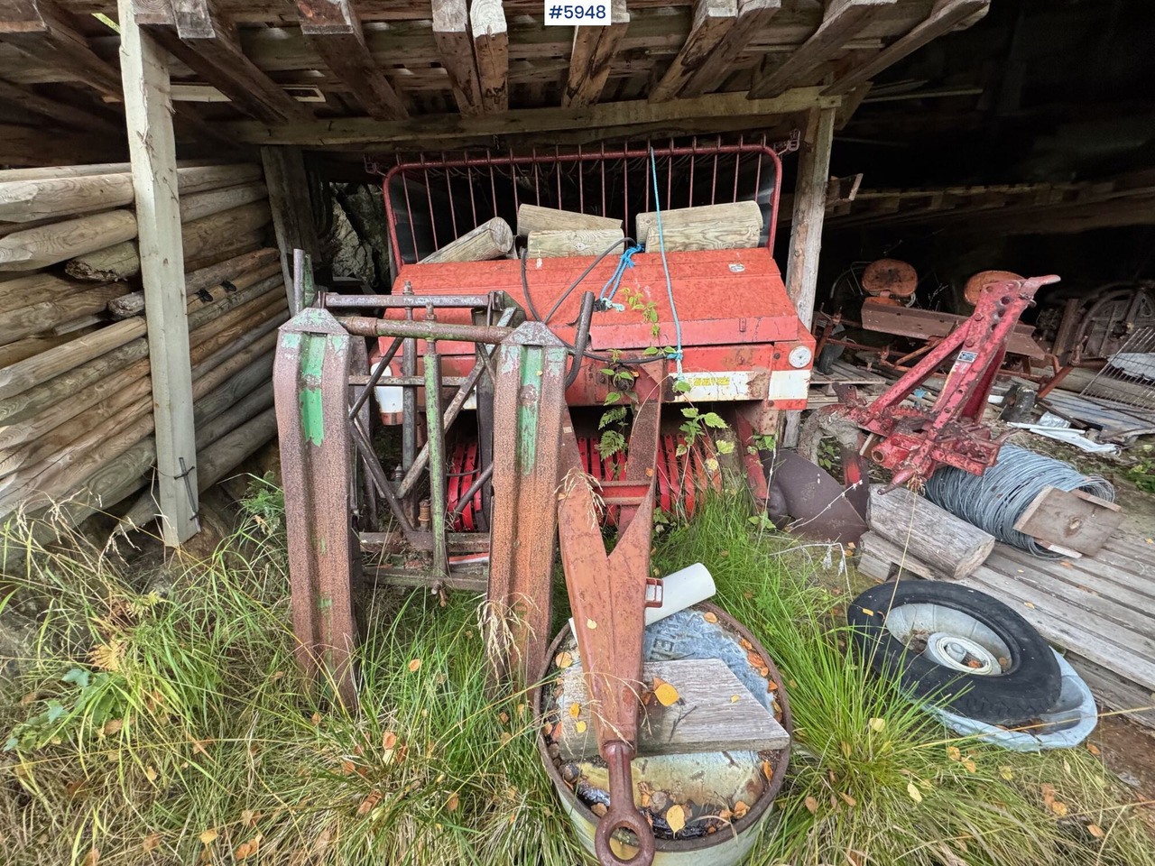 Pöttinger forage wagon - Szálastakarmány betakarítás gépei: 4 kép. Pöttinger forage wagon - Szálastakarmány betakarítás gépei: 4 kép.