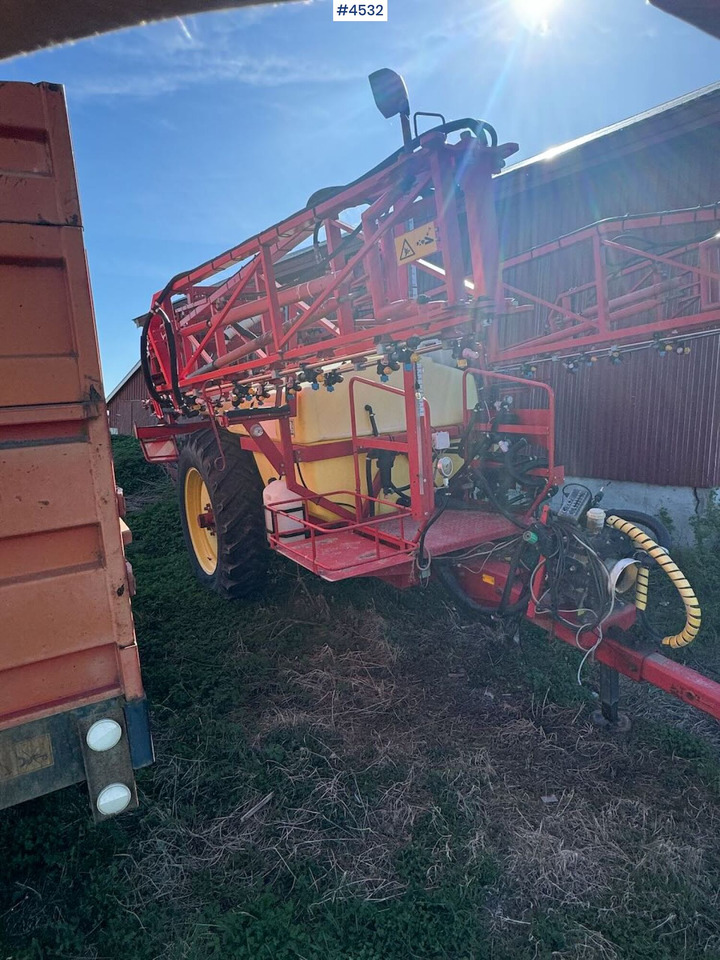 Rau Vicon Field Sprayer - Permetezők: 4 kép. Rau Vicon Field Sprayer - Permetezők: 4 kép.