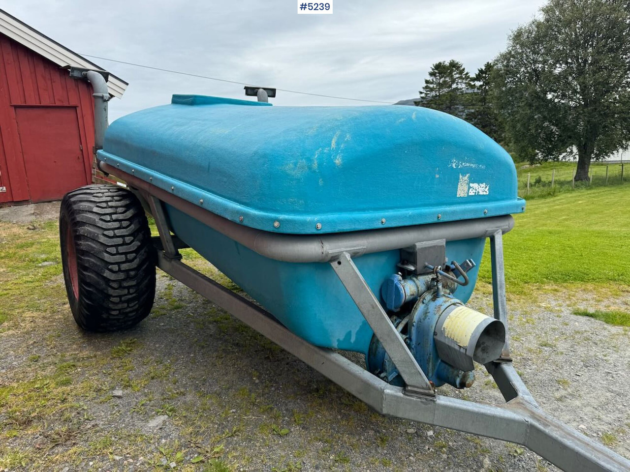 Reime Manure spreader - Szervestrágyaszóró: 2 kép. Reime Manure spreader - Szervestrágyaszóró: 2 kép.