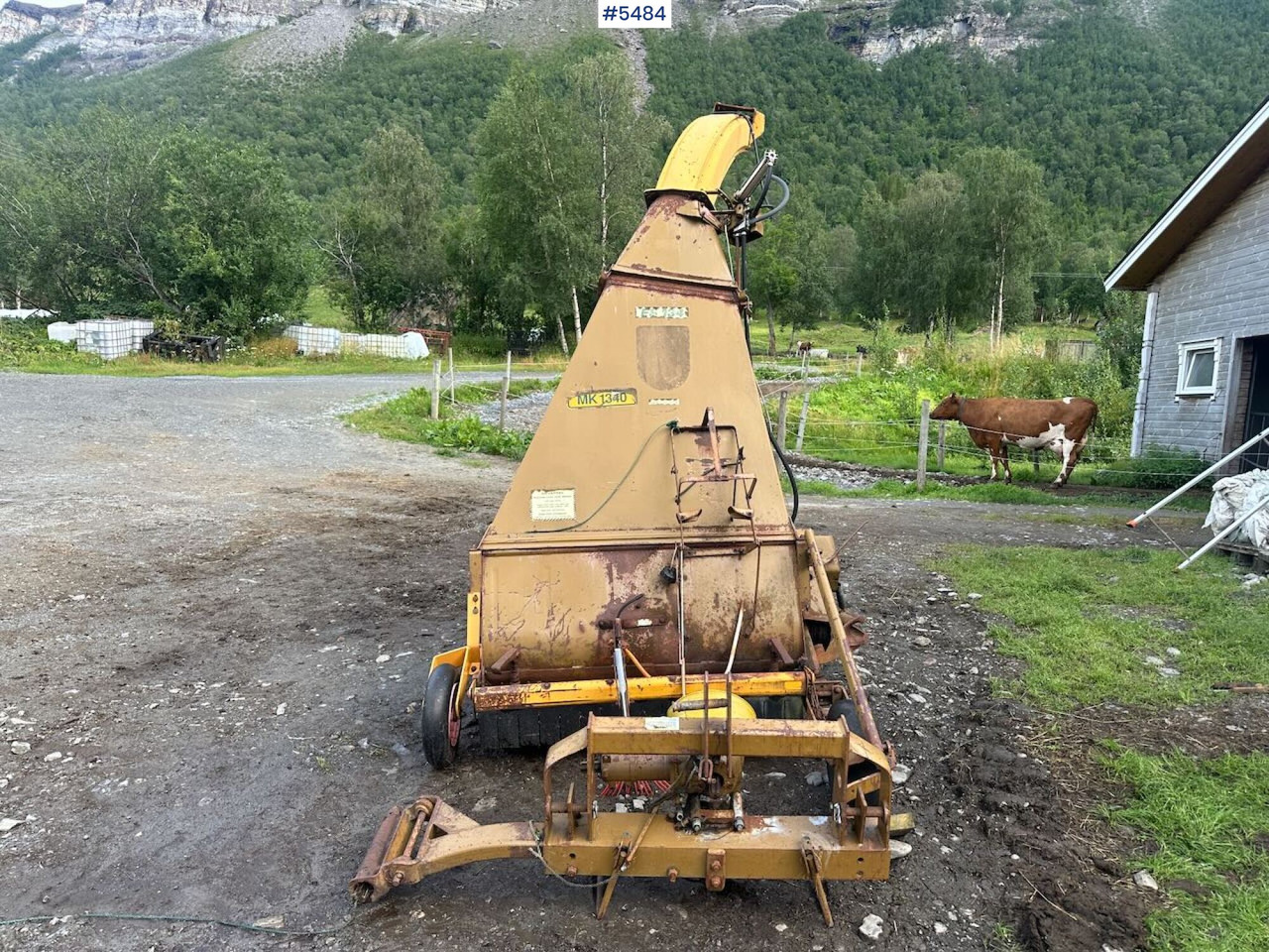 Serigstad MK 1340 Forage harvester - Szálastakarmány betakarítás gépei: 3 kép. Serigstad MK 1340 Forage harvester - Szálastakarmány betakarítás gépei: 3 kép.