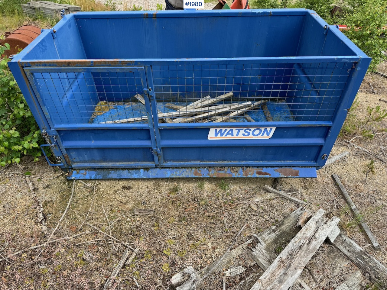 Stock & Bale Transport Case – Walter Watson - Állattartás gépei: 4 kép. Stock & Bale Transport Case – Walter Watson - Állattartás gépei: 4 kép.