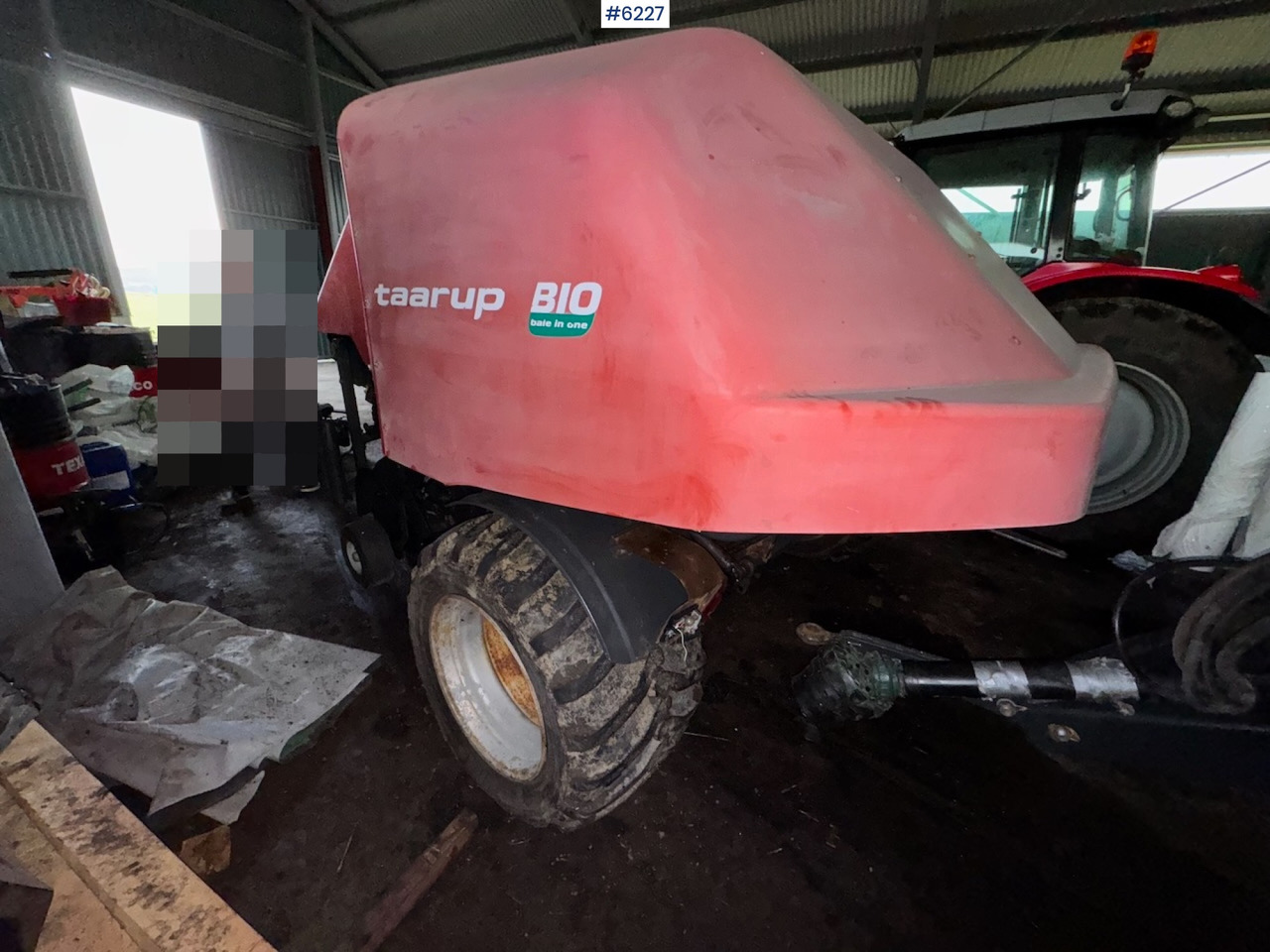 Taarup BIO Round Baler - Szálastakarmány betakarítás gépei: 4 kép. Taarup BIO Round Baler - Szálastakarmány betakarítás gépei: 4 kép.