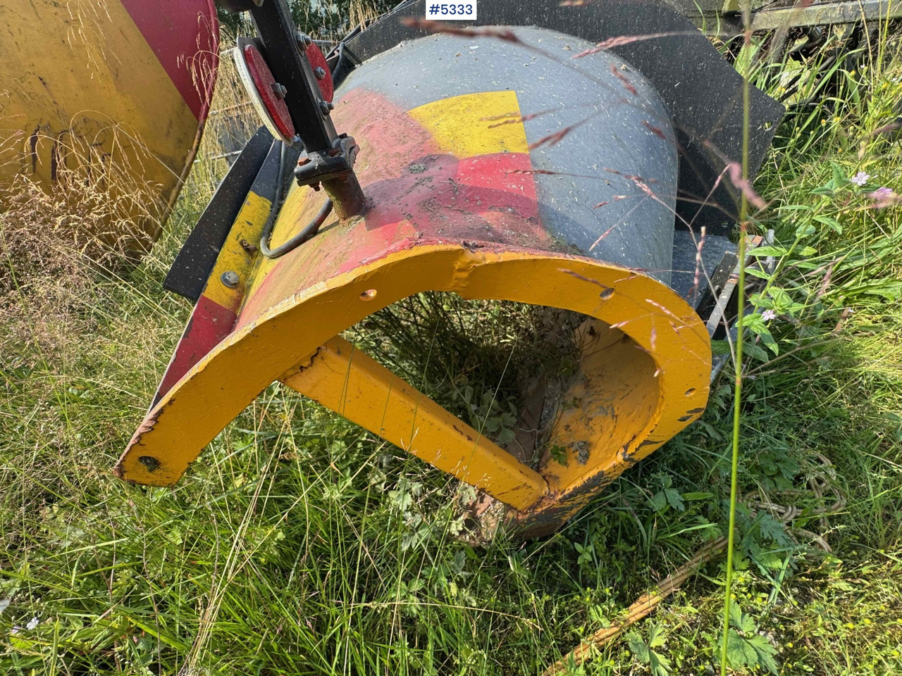 Többcélú/ Speciális jármű AM Teho 2600 snow plow: 17 kép.