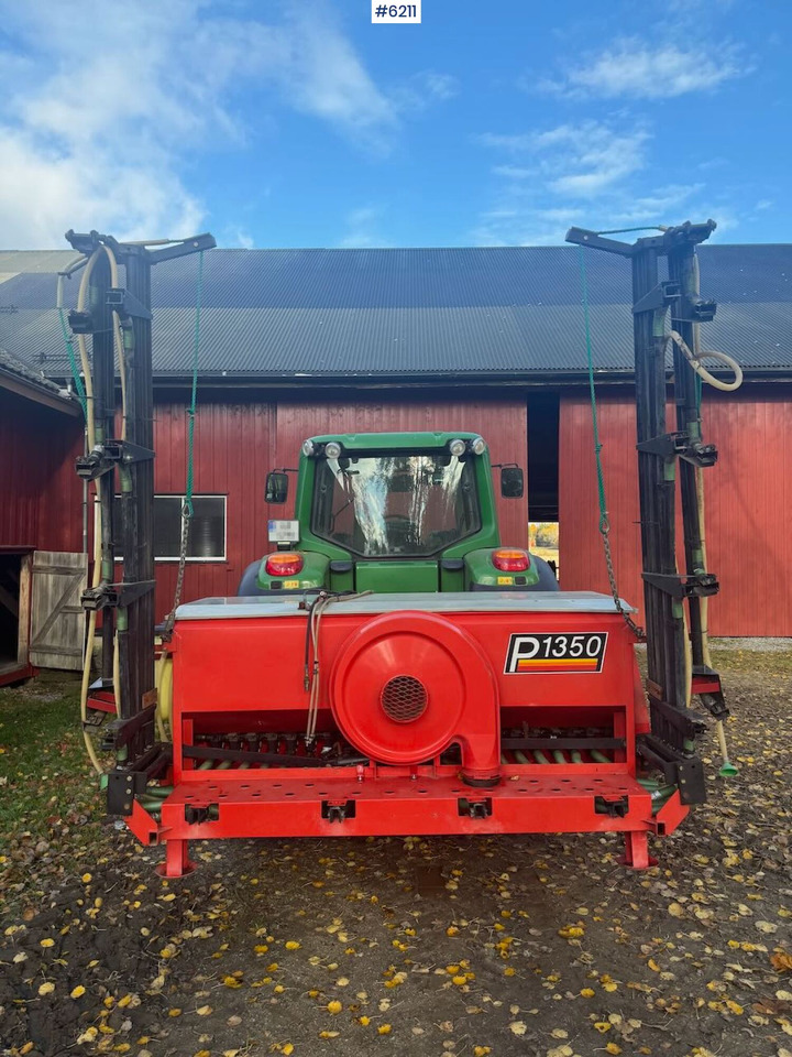 Tume P1350 - Műtrágyaszóró: 1 kép. Tume P1350 - Műtrágyaszóró: 1 kép.