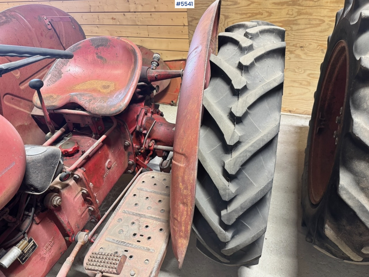 Volvo BM 425 4x2 Tractor. - Traktor: 4 kép. Volvo BM 425 4x2 Tractor. - Traktor: 4 kép.