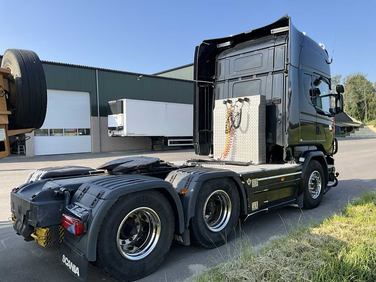 SCANIA R580 6x4 v8 - Nyergesvontató: 2 kép. SCANIA R580 6x4 v8 - Nyergesvontató: 2 kép.