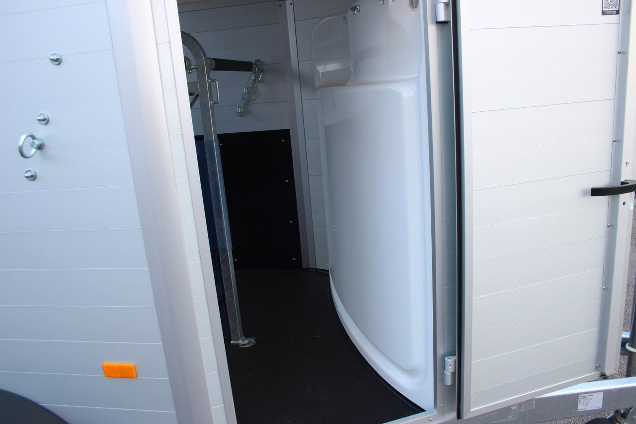 Pótkocsi állatszállító Humbaur Equitos Alu Plus 2400 Pferdeanhänger Sattelkamme: 13 kép.