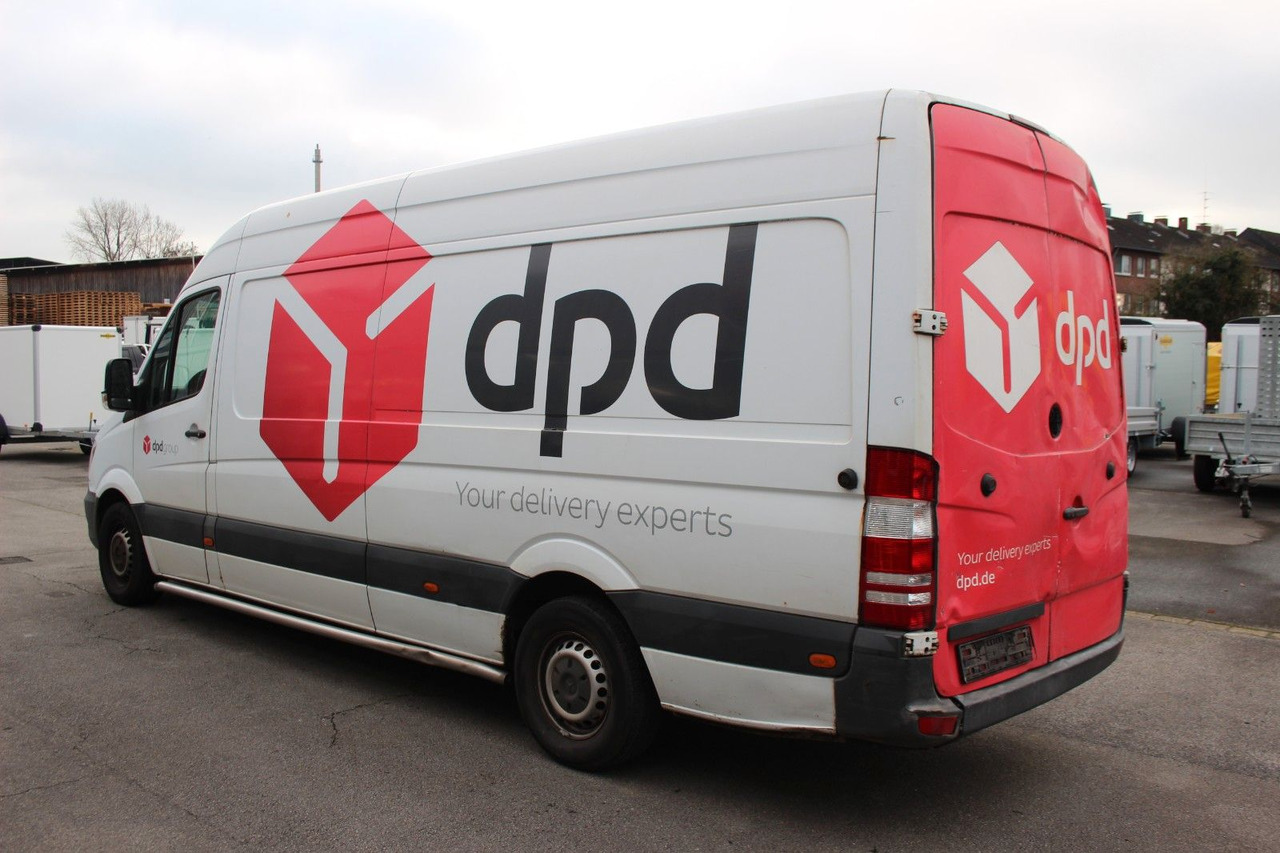 Mercedes-Benz Sprinter II Kasten 316 CDI Klima - Furgon: 4 kép. Mercedes-Benz Sprinter II Kasten 316 CDI Klima - Furgon: 4 kép.