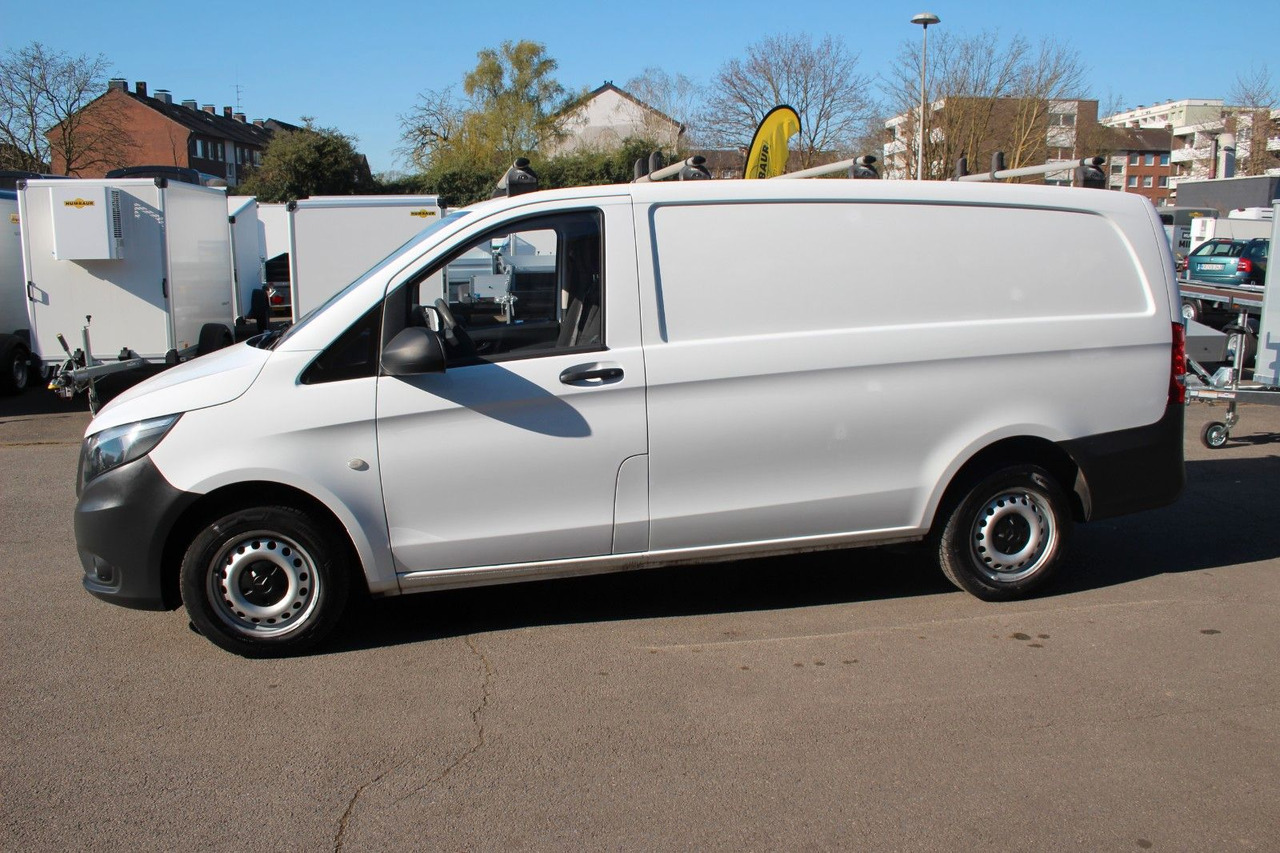 Mercedes-Benz Vito 109 CDI Dachträgersystem 142tKM - Kisbusz: 5 kép. Mercedes-Benz Vito 109 CDI Dachträgersystem 142tKM - Kisbusz: 5 kép.