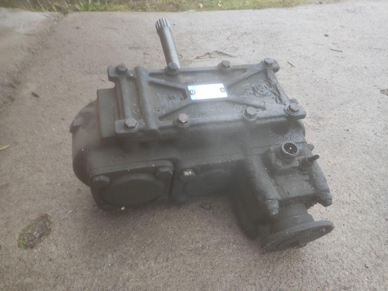 ZF AS-Tronic Traxon P.T.O. N AS/10 B - Sebességváltó és alkatrészek: 3 kép. ZF AS-Tronic Traxon P.T.O. N AS/10 B - Sebességváltó és alkatrészek: 3 kép.