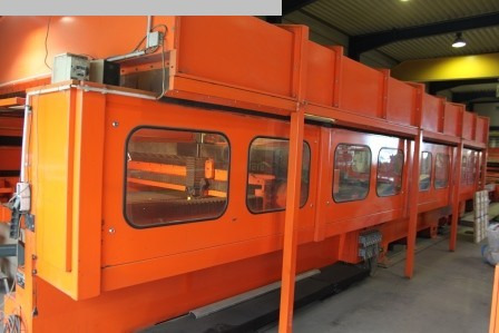 BYSTRONIC Bystar 4025 - Fémmegmunkáló gép: 5 kép. BYSTRONIC Bystar 4025 - Fémmegmunkáló gép: 5 kép.