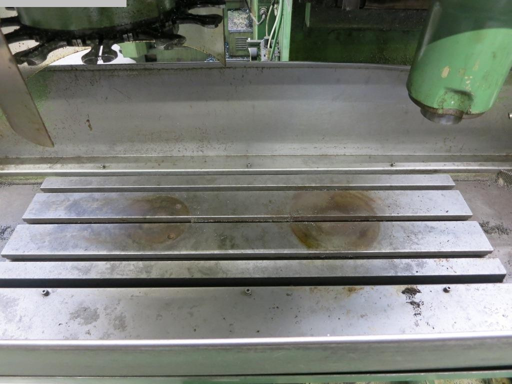 HURCO - CNC megmunkáló központ: 3 kép. HURCO - CNC megmunkáló központ: 3 kép.