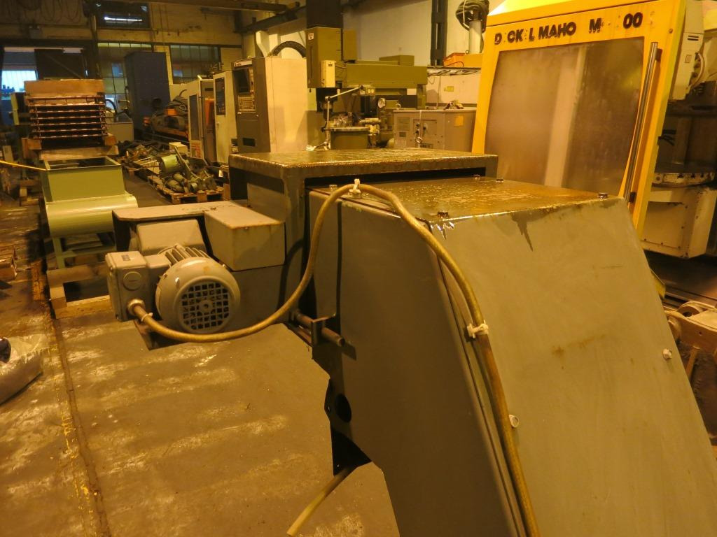 KNOLL 300S-2 - Szerszámgép: 5 kép. KNOLL 300S-2 - Szerszámgép: 5 kép.