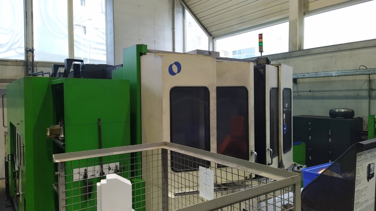 MAKINO A77 e - CNC megmunkáló központ: 1 kép. MAKINO A77 e - CNC megmunkáló központ: 1 kép.