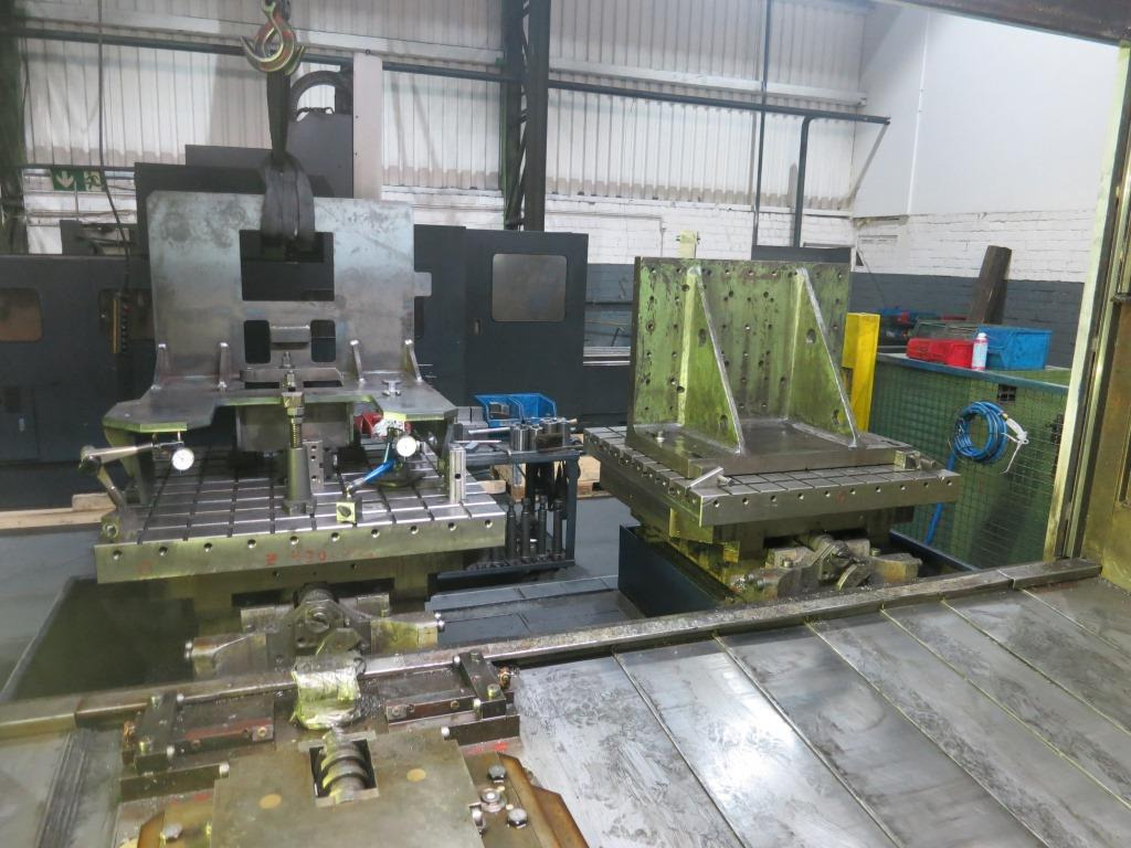 SCHARMANN Solon 4 - CNC megmunkáló központ: 2 kép. SCHARMANN Solon 4 - CNC megmunkáló központ: 2 kép.