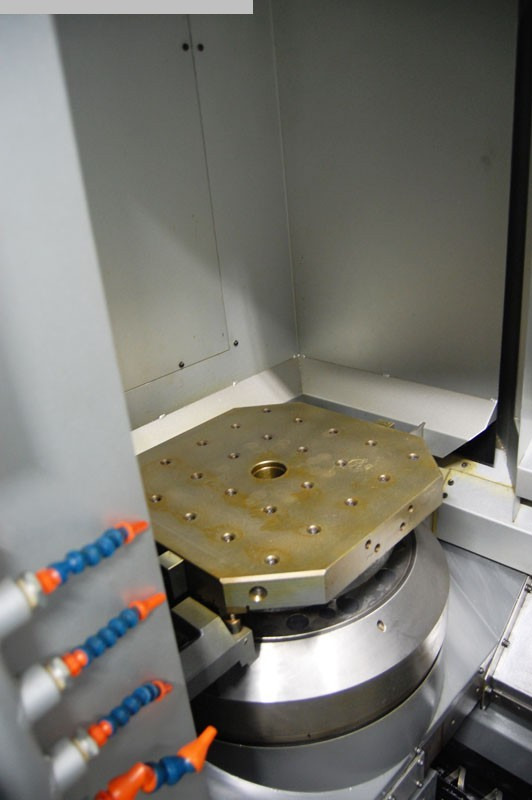 TOYODA Lineam III - CNC megmunkáló központ: 4 kép. TOYODA Lineam III - CNC megmunkáló központ: 4 kép.