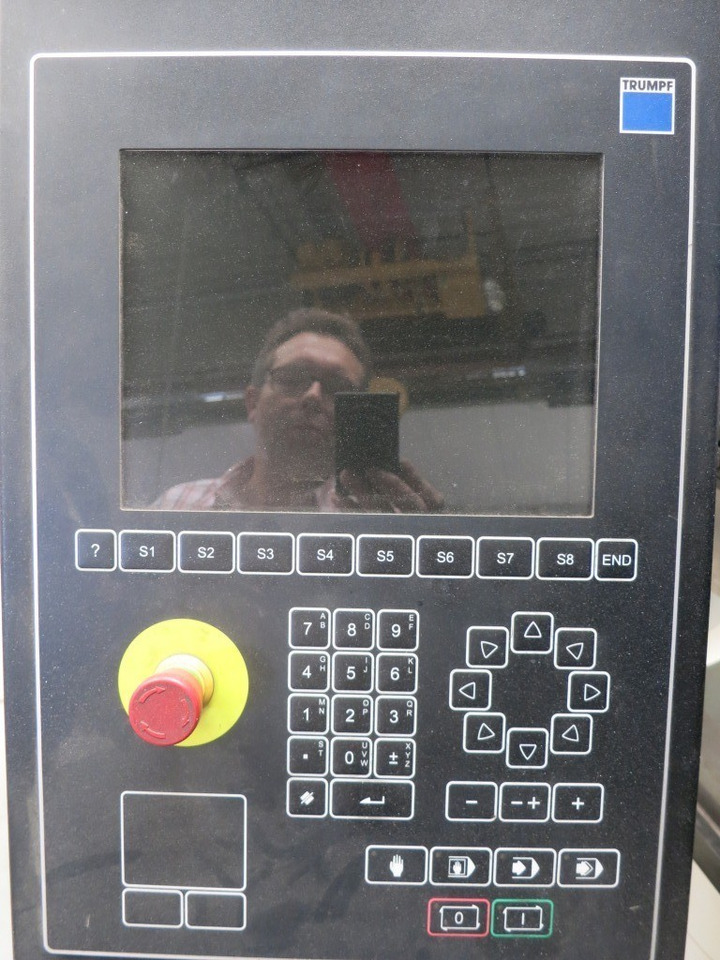 TRUMPF Trubent 3120 - Élhajlító gép: 2 kép. TRUMPF Trubent 3120 - Élhajlító gép: 2 kép.