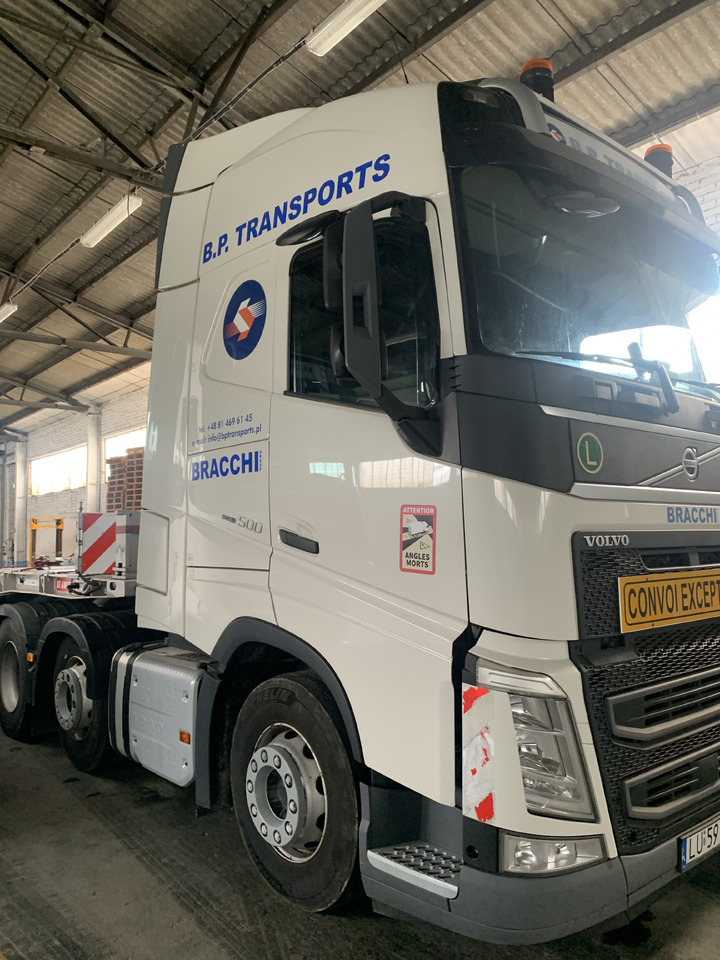 VOLVO VOLVO FH 6x2 500 Euro VI, salon Polska, ASO - Nyergesvontató: 5 kép. VOLVO VOLVO FH 6x2 500 Euro VI, salon Polska, ASO - Nyergesvontató: 5 kép.