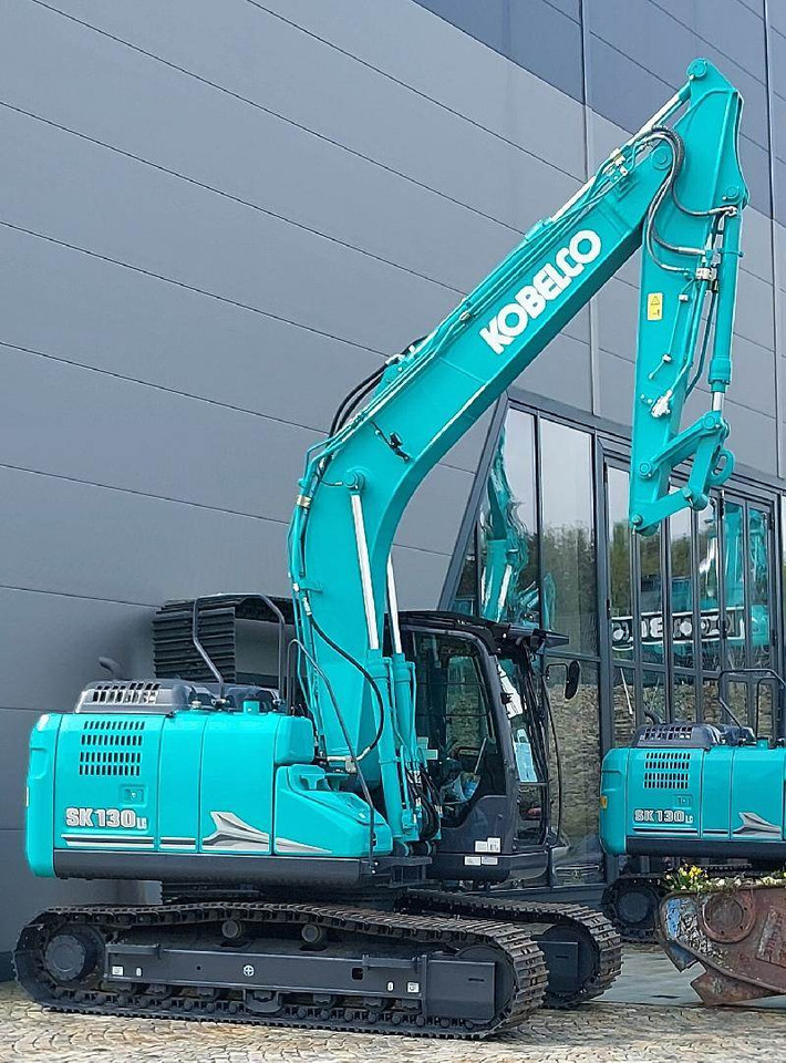 Kobelco SK130LC-11 - Lánctalpas kotró: 1 kép. Kobelco SK130LC-11 - Lánctalpas kotró: 1 kép.