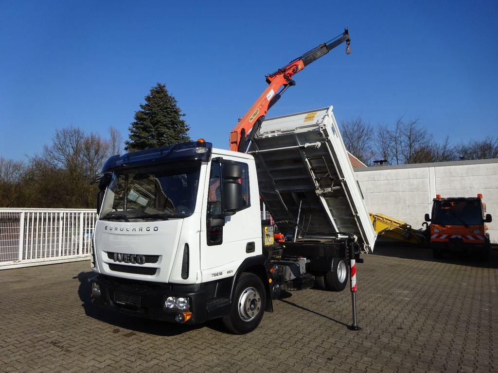 Iveco ML75E18K MEILLER 3Skipper mit PK 7001 Kran 4x2 Iveco ML75E18K MEILLER 3Skipper mit PK 7001 Kran 4x2 - Billenőplatós teherautó, Darus autó: 1 kép. Iveco ML75E18K MEILLER 3Skipper mit PK 7001 Kran 4x2 Iveco ML75E18K MEILLER 3Skipper mit PK 7001 Kran 4x2 - Billenőplatós teherautó, Darus autó: 1 kép.