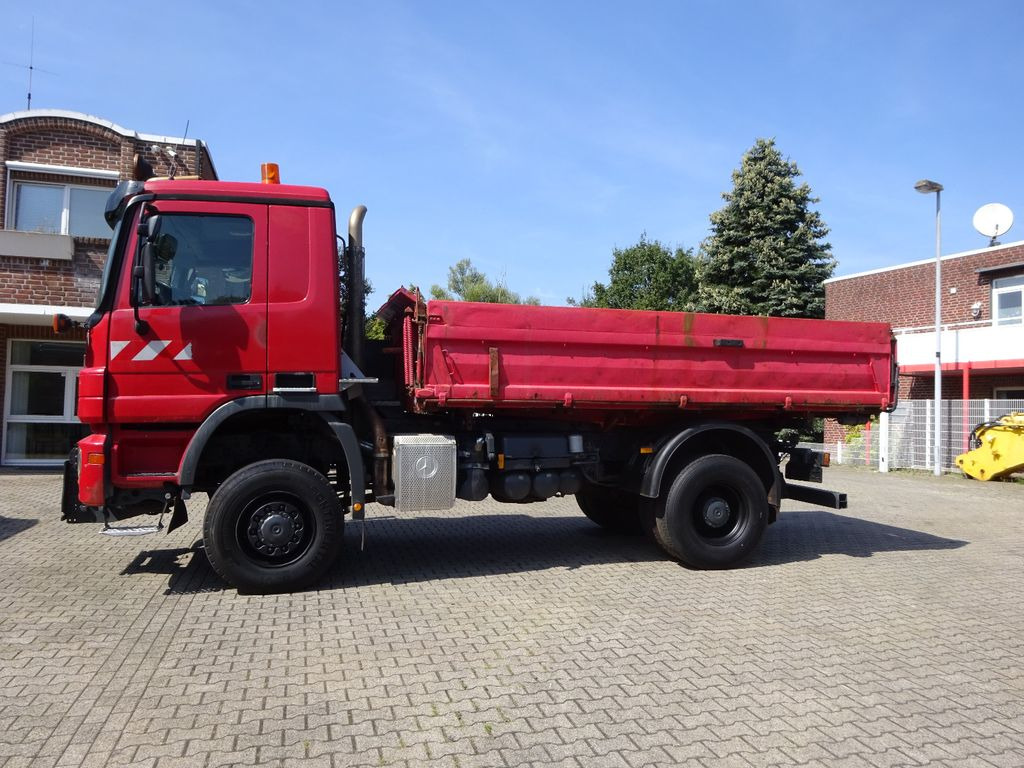 Mercedes-Benz 1832 Actros MEILLER 3Skipper4x4 mit Schneeplatte Mercedes-Benz 1832 Actros MEILLER 3Skipper4x4 mit Schneeplatte - Billenőplatós teherautó: 2 kép. Mercedes-Benz 1832 Actros MEILLER 3Skipper4x4 mit Schneeplatte Mercedes-Benz 1832 Actros MEILLER 3Skipper4x4 mit Schneeplatte - Billenőplatós teherautó: 2 kép.