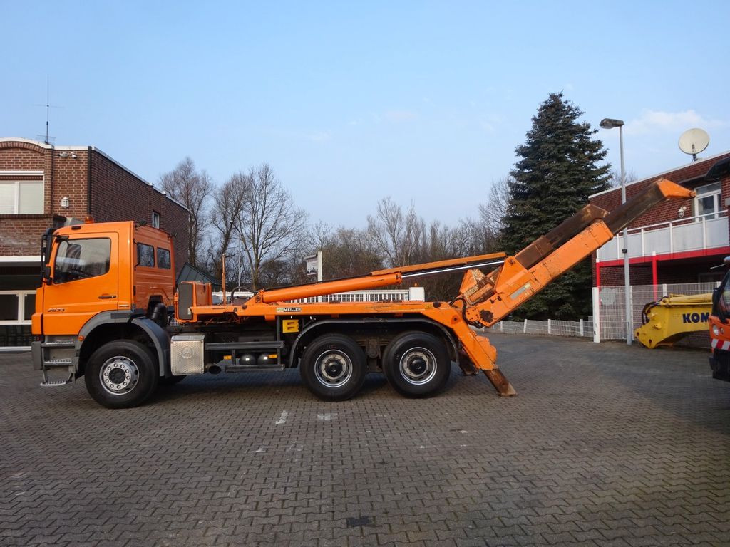 Mercedes-Benz 2633 Axor MEILLER Absetzkipper 6x4 - Konténerszállító: 5 kép. Mercedes-Benz 2633 Axor MEILLER Absetzkipper 6x4 - Konténerszállító: 5 kép.
