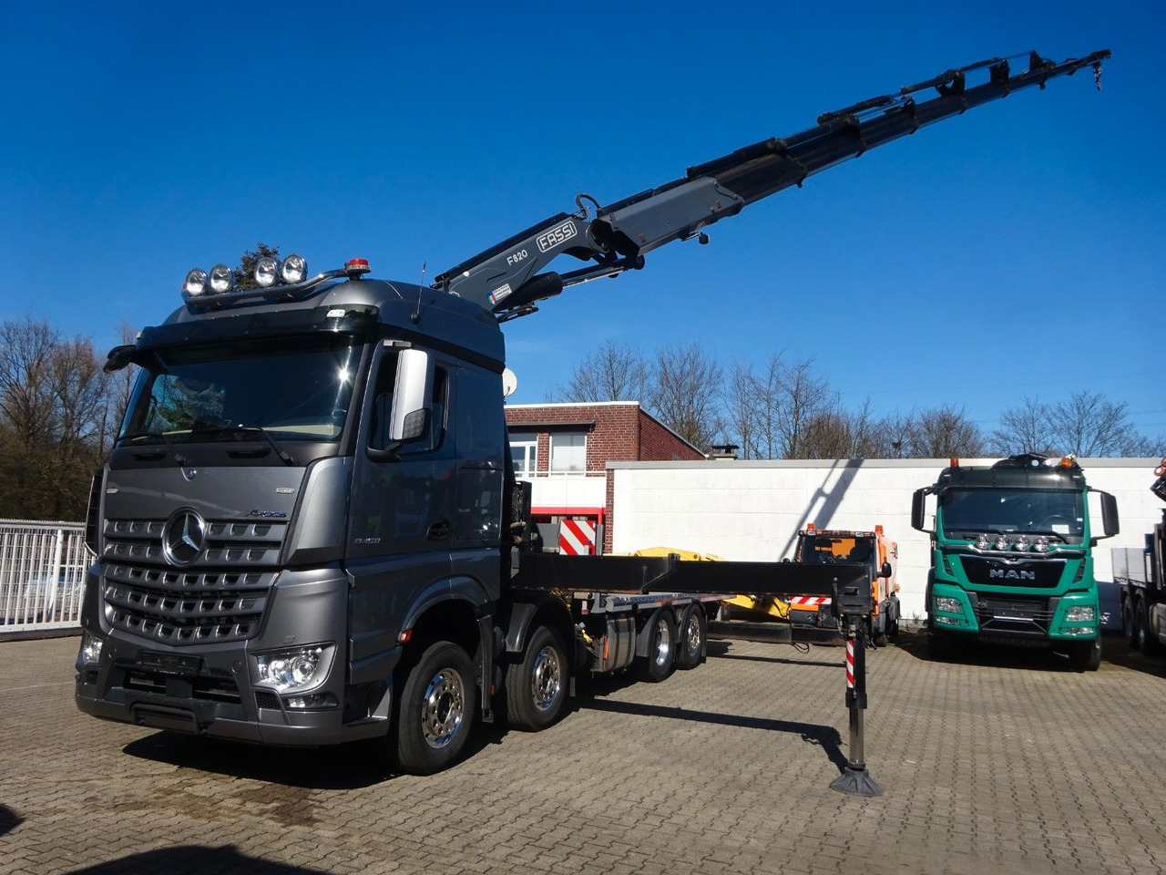 Mercedes-Benz 3453 Plattform + Fassi F820 Kran 8x2 Mercedes-Benz 3453 FASSI F820 Kran 8x Hydr. Ausschub - Darus autó, Platós teherautó: 1 kép. Mercedes-Benz 3453 Plattform + Fassi F820 Kran 8x2 Mercedes-Benz 3453 FASSI F820 Kran 8x Hydr. Ausschub - Darus autó, Platós teherautó: 1 kép.